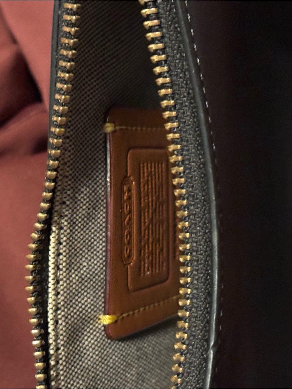 Classic Coach Black Leather Crossbody Bag with Gold Hardware - Picture 5 of 5